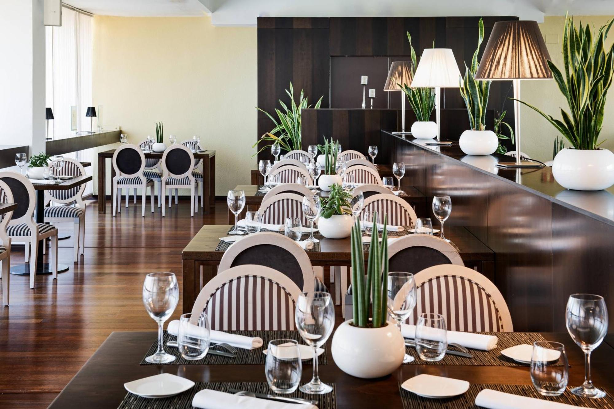 Ac Hotel Ciudad De Tudela By Marriott Exterior photo