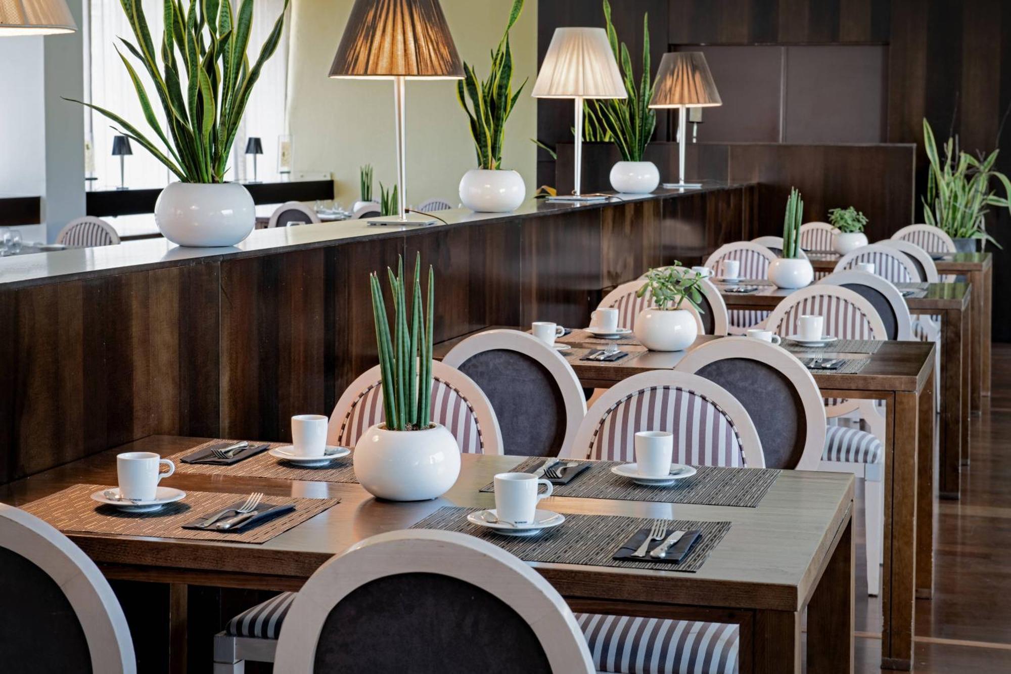 Ac Hotel Ciudad De Tudela By Marriott Exterior photo